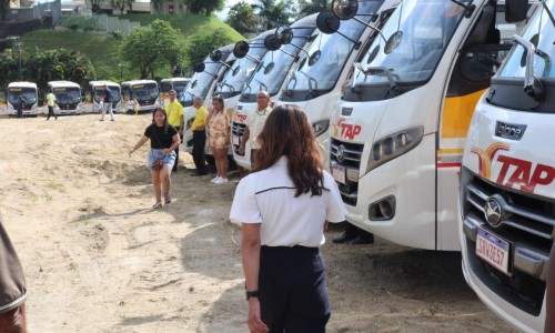 Prefeitura de Barra do Piraí realiza inspeção da nova frota do transporte escolar 